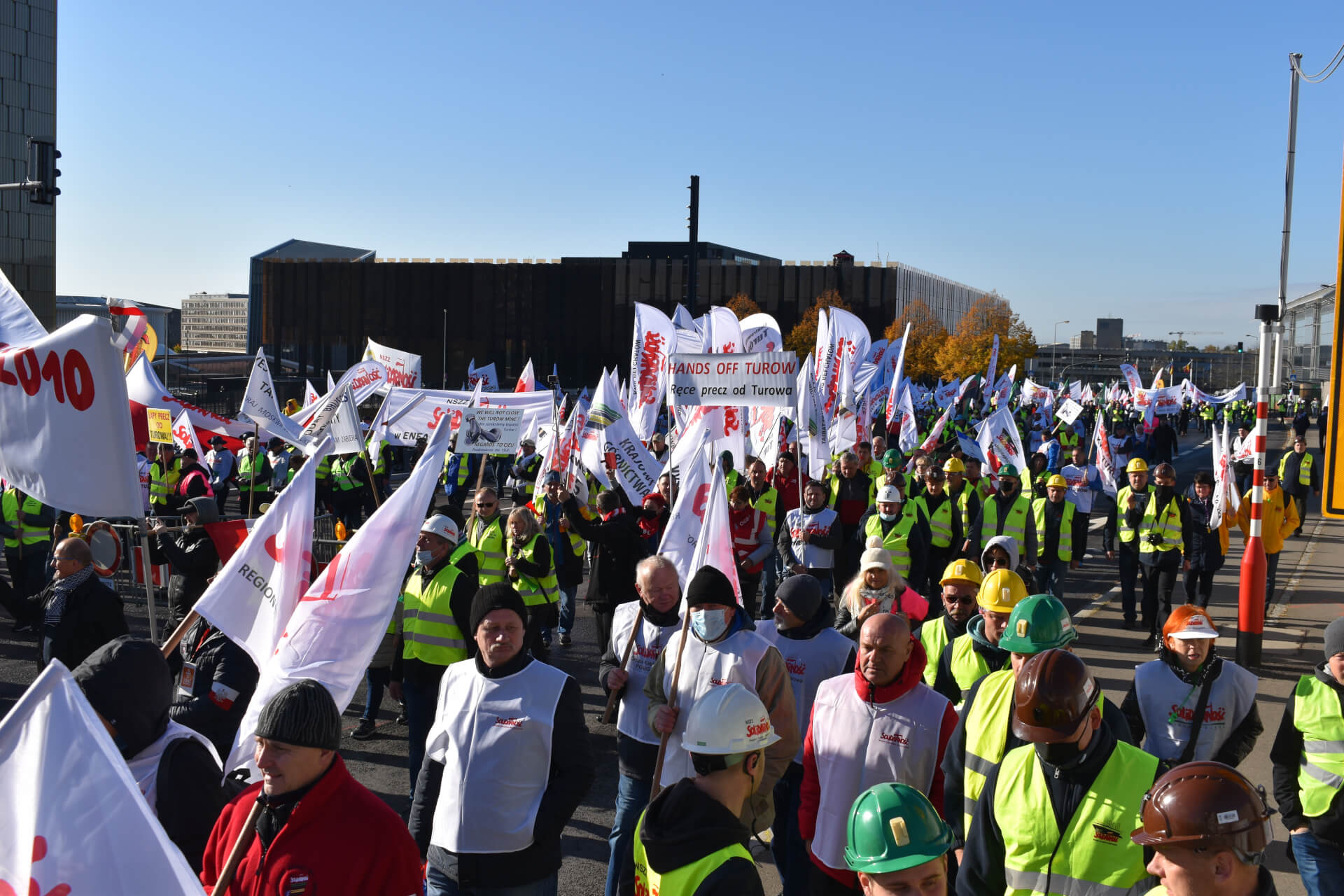 Protest Solidarności pod siedzibą TSUE  w Luksemburgu