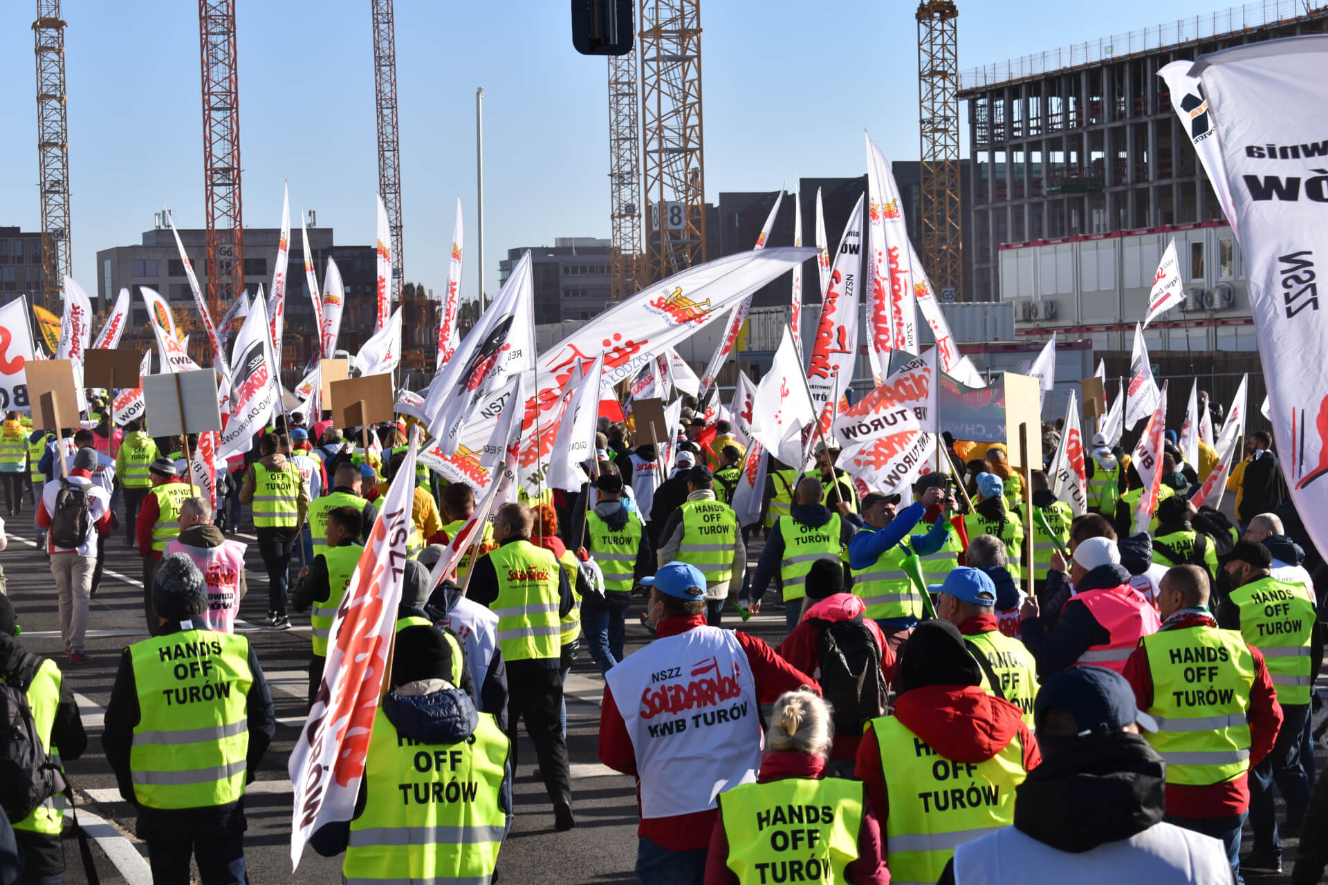 Protest Solidarności pod siedzibą TSUE  w Luksemburgu